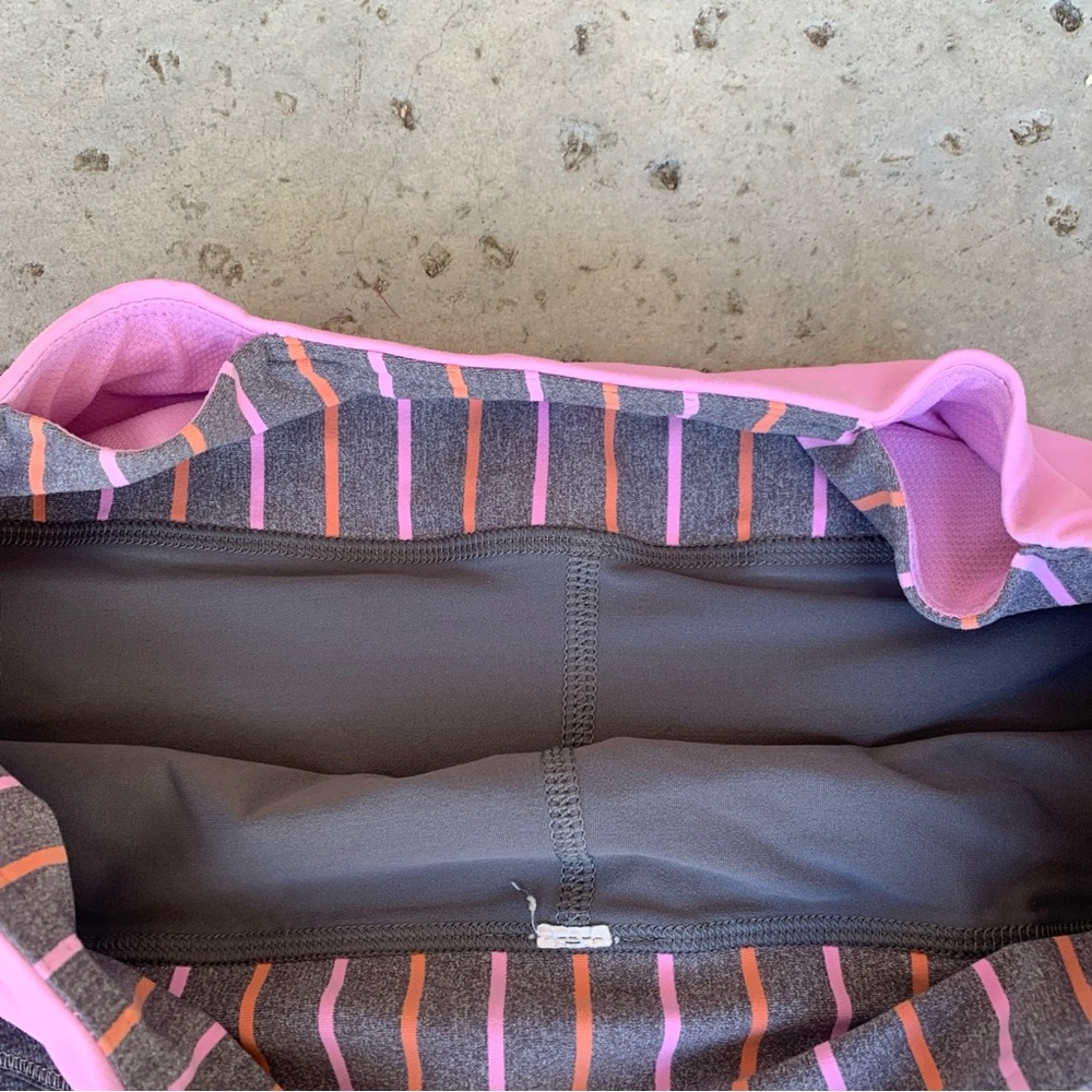 Lululemon Pace Rival Skirt/skort  size 6 Heather Grey and Pink four way stretch - Picture 13 of 14